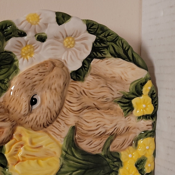 Pair of Adorable Cracker Barrel Easter Treasure 3D Bunny Plates - Picture 6 of 16